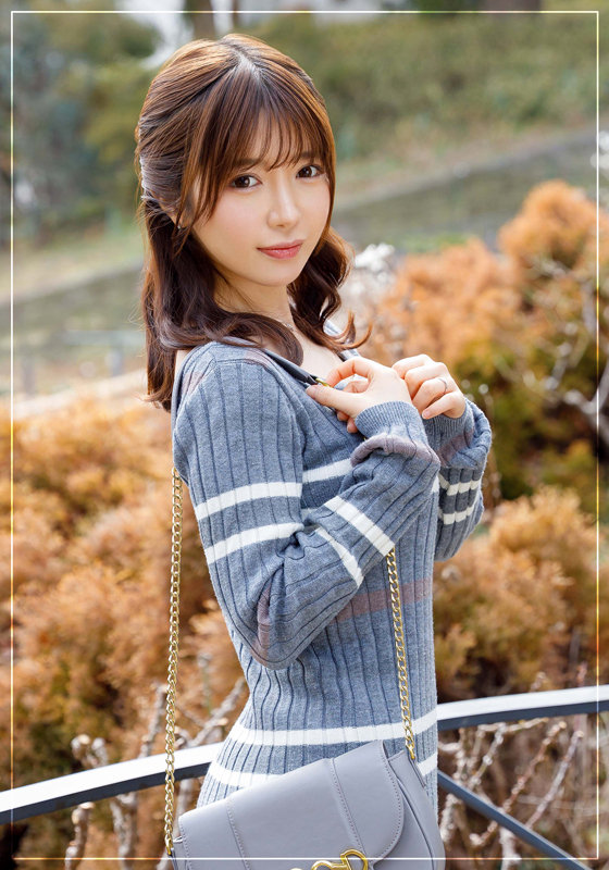 中野まみ